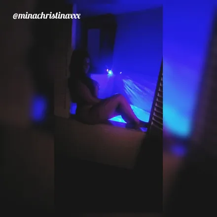 OnlyFans cuenta minachristinaxxx header 2