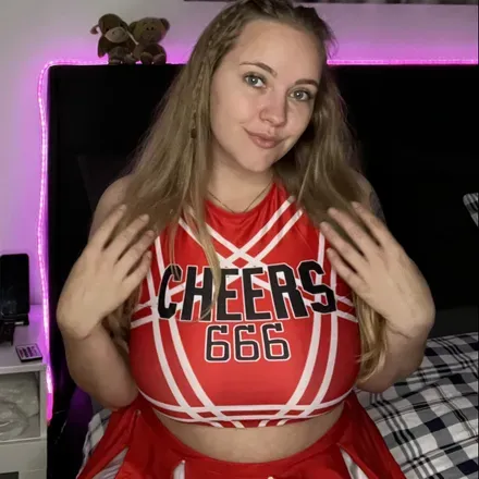 OnlyFans cuenta yourcurvyjulie avatar 1