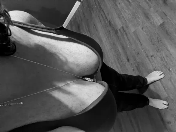 OnlyFans cuenta mrsleyalove header 2