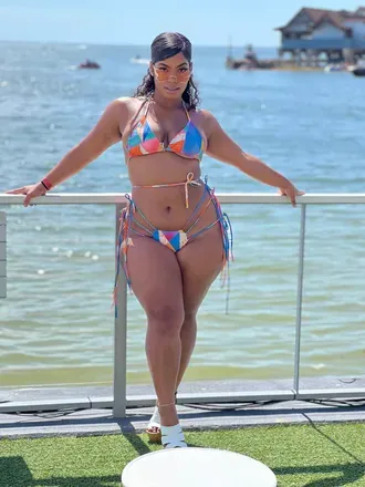 OnlyFans cuenta feralthighs avatar 1
