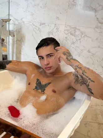 OnlyFans cuenta alespice header 2