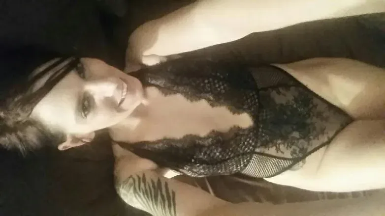 OnlyFans cuenta trinity33girl header 2