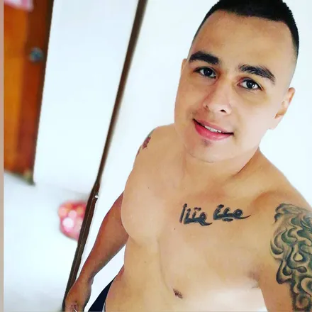 OnlyFans cuenta oscaryundaherrera header 2