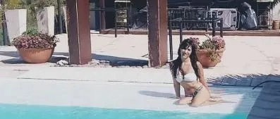 OnlyFans cuenta loumari header 2