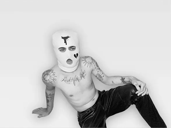 OnlyFans cuenta skiihole header 2