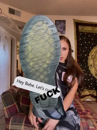 OnlyFans cuenta stickypeachesxx avatar 1
