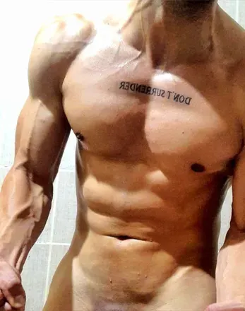 OnlyFans cuenta unscarred23 avatar 1