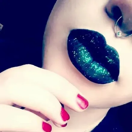 OnlyFans cuenta self-medicate avatar 1