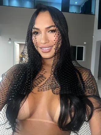 OnlyFans cuenta mikaelly.viic avatar 1