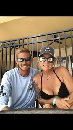 OnlyFans cuenta localcouplexxx avatar 1