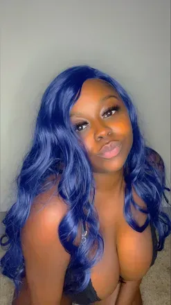 OnlyFans of babysimone82