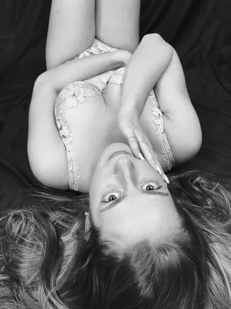 OnlyFans cuenta bella.ramano header 2