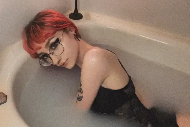 OnlyFans cuenta stonywitchh header 2