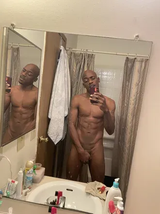 OnlyFans account  uwishuknewwho123 avatar 1