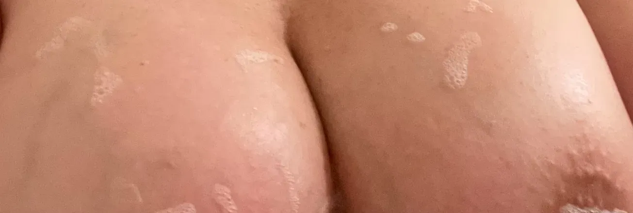 OnlyFans cuenta bigboobs48natty header 2