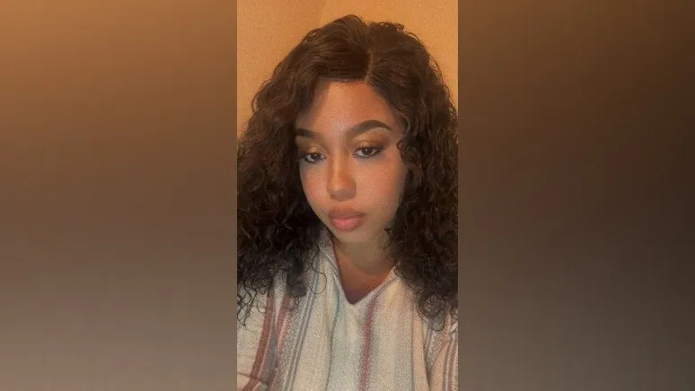 OnlyFans account  dove_love22 header 2