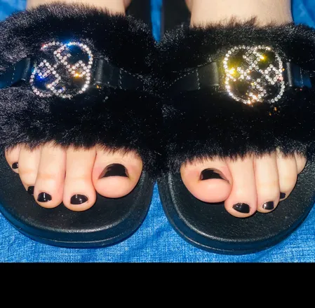 OnlyFans cuenta flawless_pedi header 2