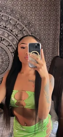OnlyFans cuenta kimmykim0ra header 2