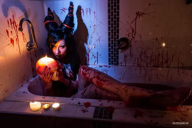 OnlyFans cuenta murdermistressxo header 2