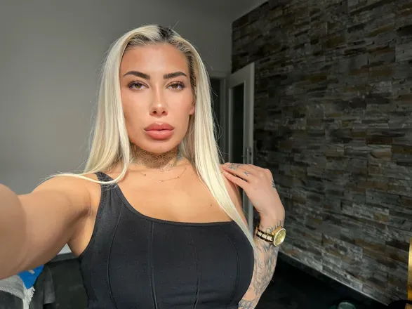 OnlyFans cuenta honeypotleyla avatar 1