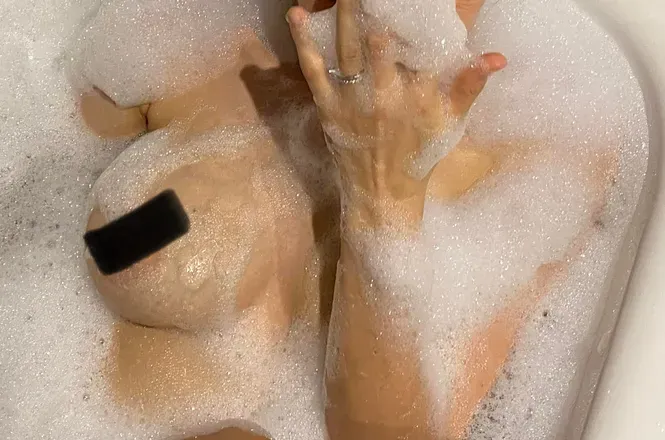 OnlyFans cuenta heard-about-you-two avatar 1
