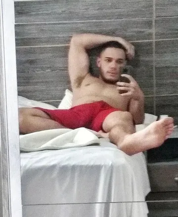 OnlyFans cuenta gutodom header 2