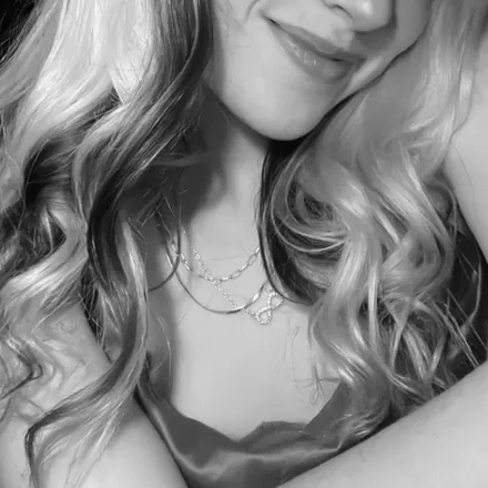 OnlyFans cuenta sailingmoonlight header 2