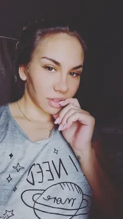 OnlyFans cuenta flory102294 avatar 1