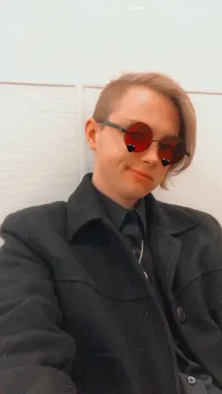 OnlyFans of phoelinx