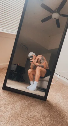 OnlyFans cuenta quietguy1616 header 2