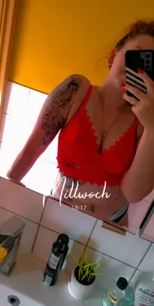 OnlyFans cuenta r3dcurly avatar 1