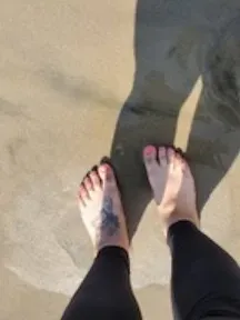 OnlyFans cuenta cutefeetshorti avatar 1