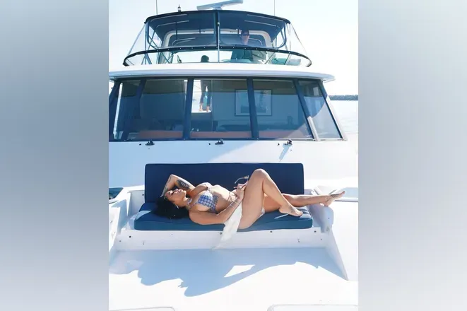 OnlyFans account  citygirltv header 2