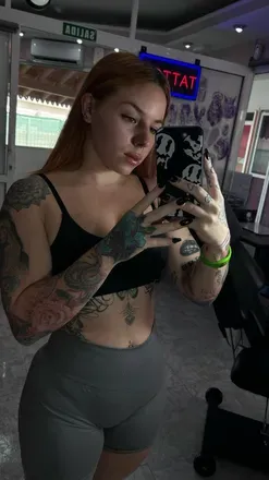 OnlyFans account  maleenatatt avatar 1