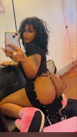 OnlyFans cuenta honeeybre avatar 1