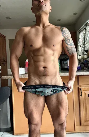 OnlyFans cuenta theeasiansensation69 header 2