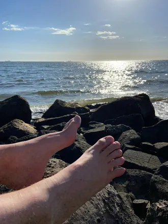 OnlyFans cuenta prettymansfeet header 2