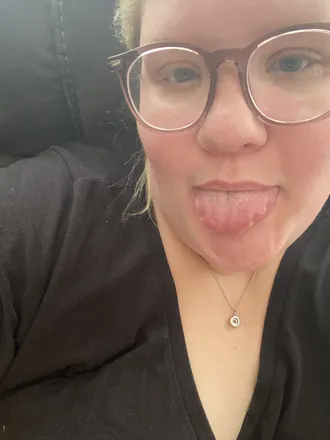 OnlyFans account  zoeylucille header 2