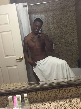 OnlyFans cuenta sexyfriendlyghost header 2
