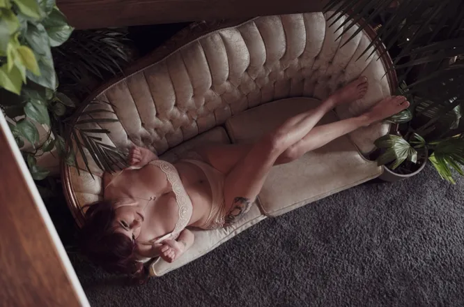 OnlyFans cuenta hannahjadegoddess header 2