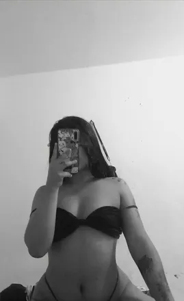 OnlyFans cuenta alexaaaa09 header 2
