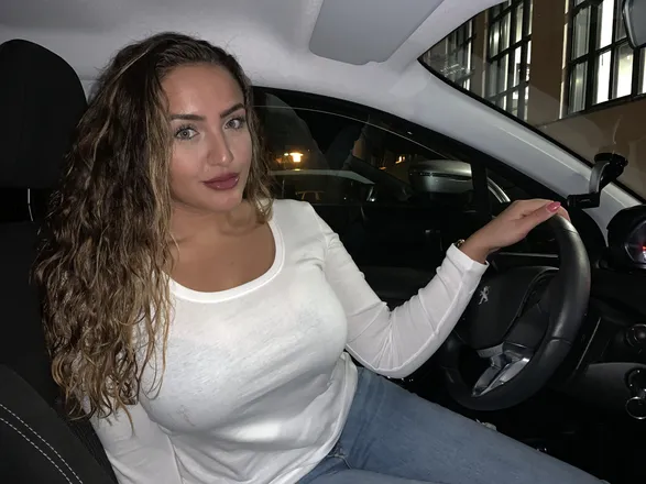 OnlyFans cuenta u140857690 header 2