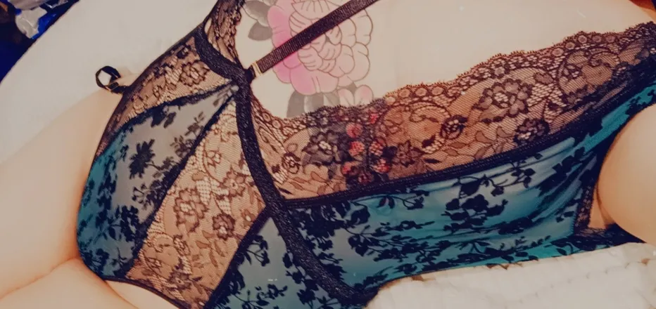 OnlyFans account  athena_jane header 2