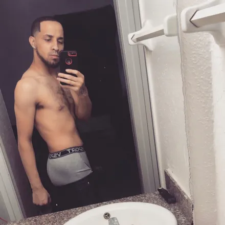 OnlyFans account  yo.reddd header 2