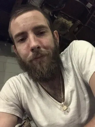 OnlyFans cuenta beardedsplayground avatar 1