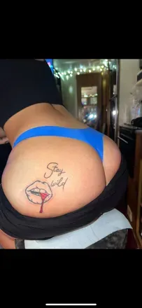 OnlyFans cuenta ourlittlesecret1998 avatar 1
