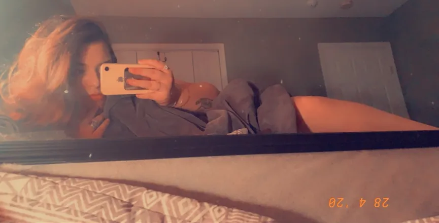 OnlyFans cuenta hayleycooper98 header 2