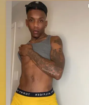 OnlyFans cuenta theboynext_door avatar 1