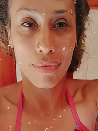 OnlyFans cuenta flourblack header 2