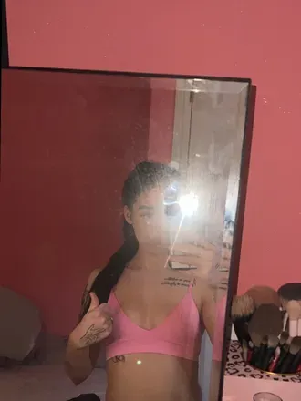 OnlyFans cuenta india_reese05 header 2